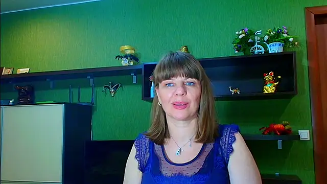 Snapshot of VeronikawGold chatting on November 2025 11:30:01 PM VeronikawGold online show from November 2025 11:30:01 PM