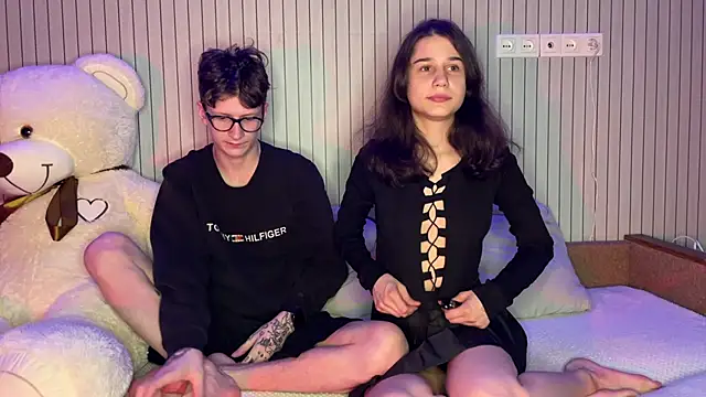 baby lesi online show from March 2026 07:08:02 PM