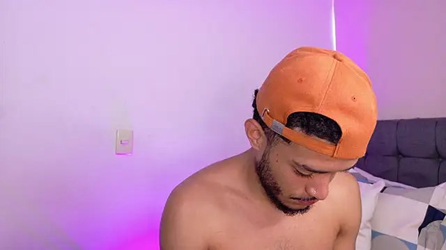 eross chipre  online show from April 2026 05:54:01 PM