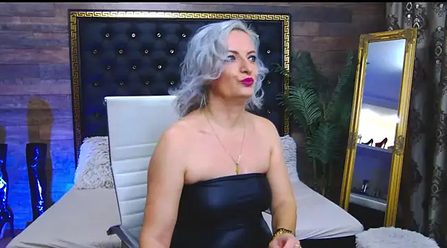 LadyTouch online show from February 2025 06:58:01 PM