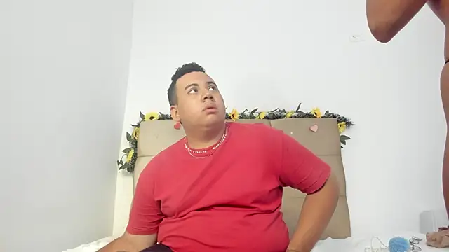 MICHAEL AND SHARON online show from February 2025 05:45:02 AM