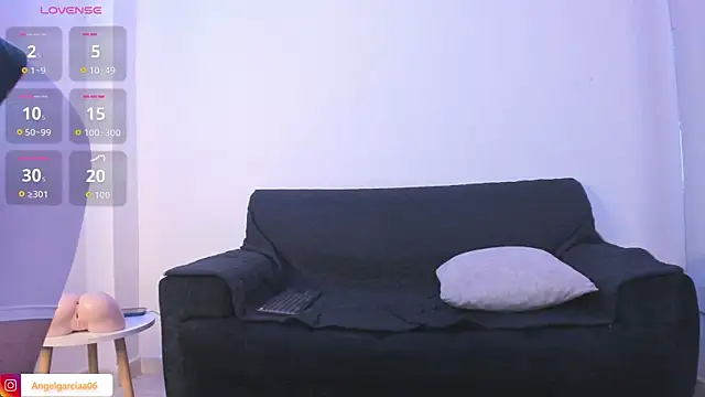 Snapshot of Angelgarcia_ chatting on October 2025 06:03:02 PM Angelgarcia online show from October 2025 06:03:02 PM