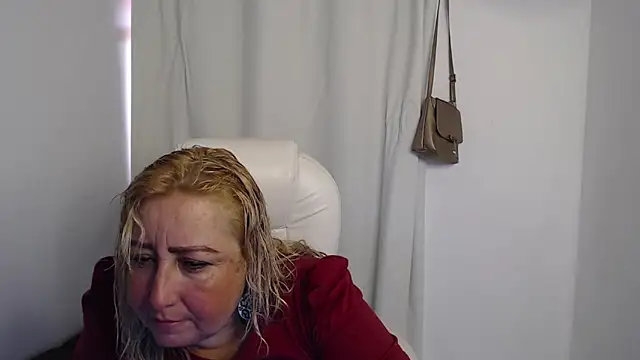Snapshot of Mature_2025 chatting on September 2025 02:22:02 PM Mature 2025 online show from September 2025 02:22:02 PM