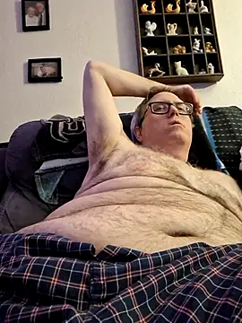 Snapshot of Smallone327 chatting on February 2025 03:36:02 AM Smallone327 online show from February 2025 03:36:02 AM