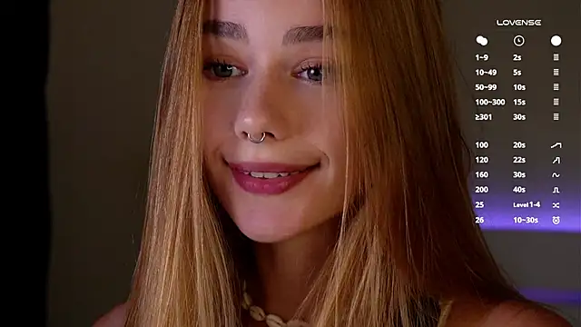 Snapshot of EmilaMills chatting on September 2025 11:21:02 AM EmilaMills online show from September 2025 11:21:02 AM