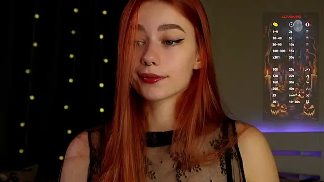 EmilaMills online show from November 2025 01:13:02 PM