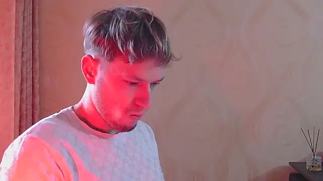 frama666 online show from November 2025 08:48:01 AM