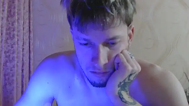 frama666 online show from November 2025 09:13:01 PM