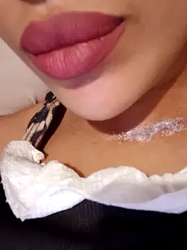 Sexlove1xo online show from November 2025 12:51:02 PM