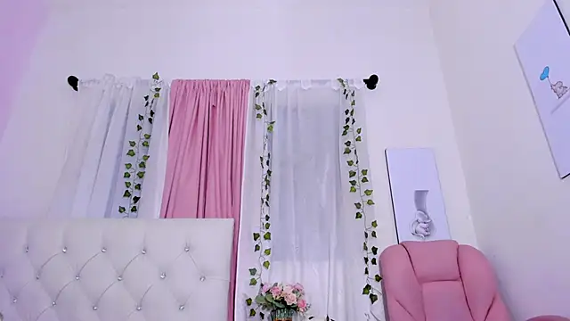 Emma lorense22 online show from March 2025 10:15:02 PM