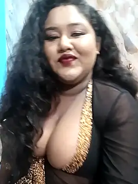 Snapshot of horny_diana chatting on October 2025 05:00:01 PM horny diana online show from October 2025 05:00:01 PM