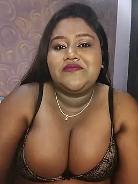 horny diana online show from July 2026 05:59:02 PM