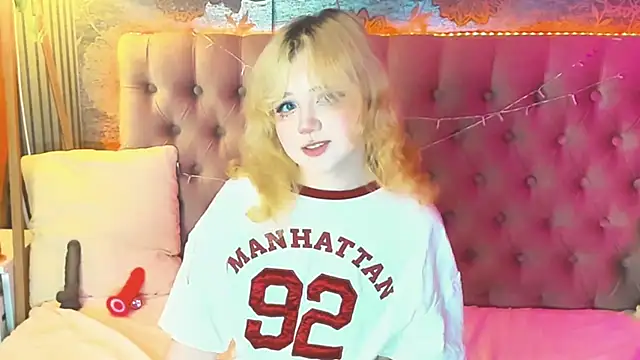 EmilyAngells online show from May 2026 07:15:02 AM