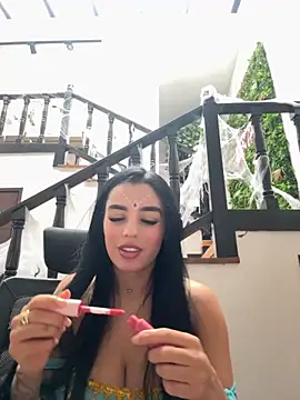 Snapshot of Antonella_Smiith_ chatting on October 2025 04:41:02 PM Antonella Smiith online show from October 2025 04:41:02 PM