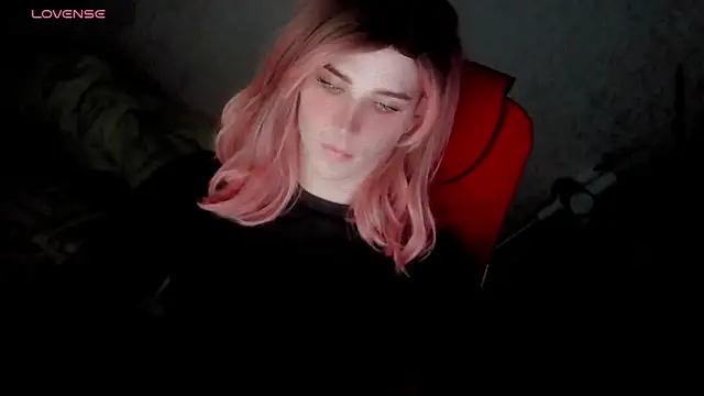 hellenspellman online show from November 2025 01:39:02 PM