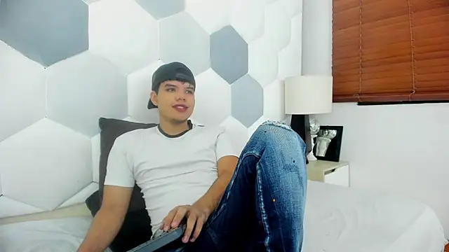 Axel Forte online show from March 2026 02:03:02 PM