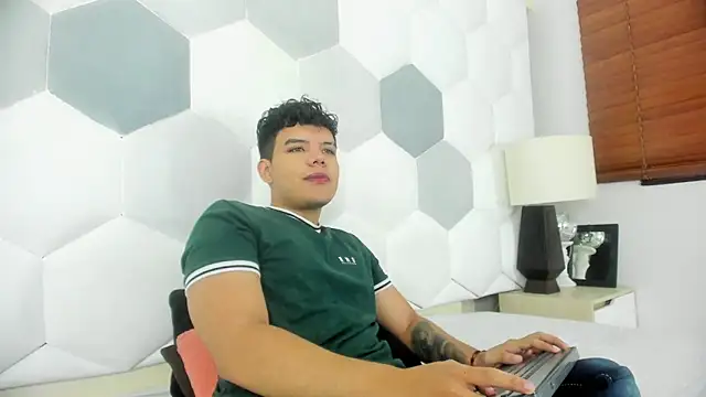 Axel Forte online show from April 2026 02:14:02 PM