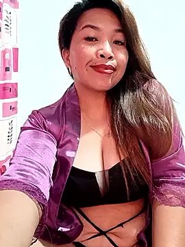 Snapshot of Sweet_fatty18 chatting on May 2026 03:29:02 PM Sweet fatty18 online show from May 2026 03:29:02 PM