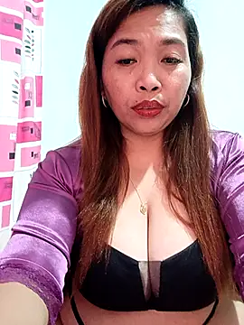 Snapshot of Sweet_fatty18 chatting on May 2026 04:04:02 PM Sweet fatty18 online show from May 2026 04:04:02 PM
