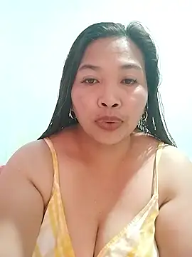 Snapshot of Sweet_fatty18 chatting on May 2026 04:20:01 AM Sweet fatty18 online show from May 2026 04:20:01 AM