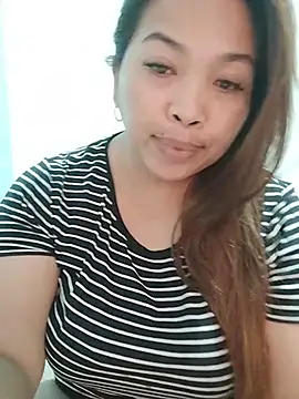 Snapshot of Sweet_fatty18 chatting on July 2026 07:32:02 AM Sweet fatty18 online show from July 2026 07:32:02 AM