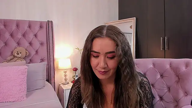 natashaleightt online show from February 2026 12:12:01 AM