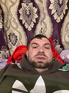 daniel21p online show from April 2026 04:57:01 AM