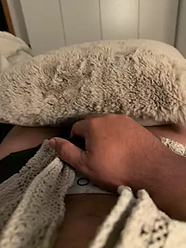 Snapshot of shavyforgirls chatting on February 2025 11:59:02 PM shavyforgirls online show from February 2025 11:59:02 PM