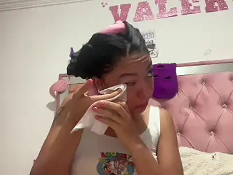 Snapshot of hellokitty__valery chatting on February 2025 06:26:02 AM hellokitty valery online show from February 2025 06:26:02 AM