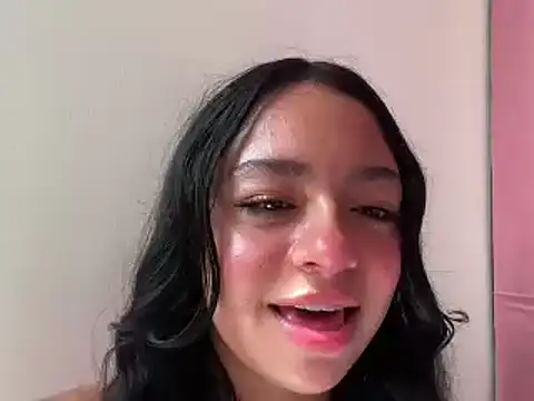 Snapshot of hellokitty__valery chatting on February 2025 07:37:02 PM hellokitty valery online show from February 2025 07:37:02 PM