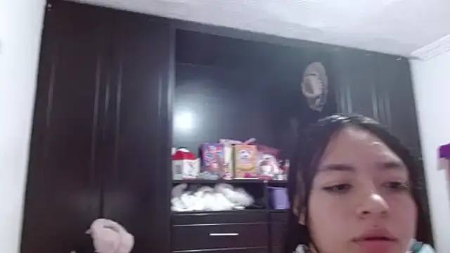 Snapshot of hellokitty__valery chatting on March 2025 06:05:02 AM hellokitty valery online show from March 2025 06:05:02 AM