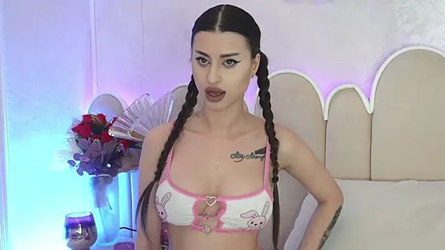 Alice Voss online show from January 2026 06:30:02 AM