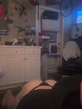 Polaroid White online show from December 2025 11:03:02 AM