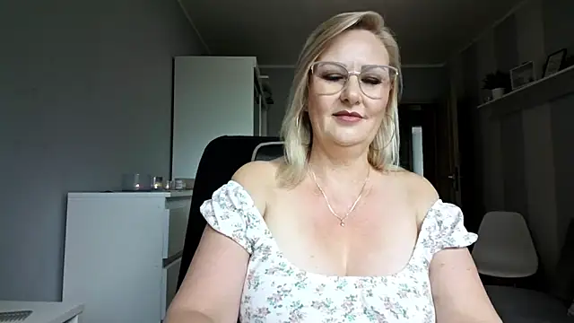 DianaLive online show from June 2026 09:14:01 AM