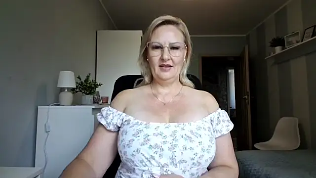 DianaLive online show from July 2026 08:53:02 AM