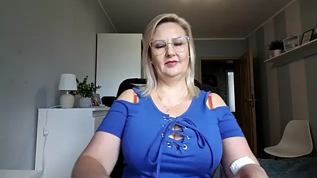 DianaLive online show from July 2026 07:55:02 AM