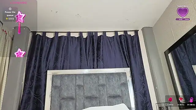 Effie cooper online show from December 2025 07:42:02 PM