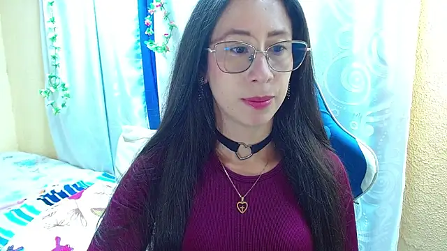 Snapshot of Gia_leinn chatting on October 2025 10:54:02 PM Gia leinn online show from October 2025 10:54:02 PM