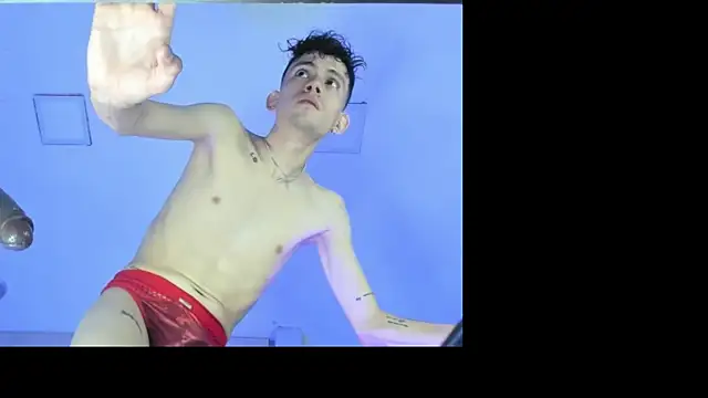 Snapshot of ValentinoMoreti chatting on November 2025 06:02:02 AM ValentinoMoreti online show from November 2025 06:02:02 AM