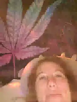 Snapshot of Seductivefoxy@xh chatting on March 2025 10:53:02 PM Seductivefoxyxh online show from March 2025 10:53:02 PM