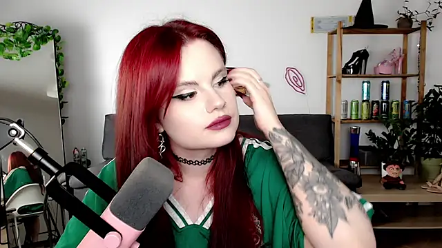 Della Ideal online show from September 2025 04:31:02 PM