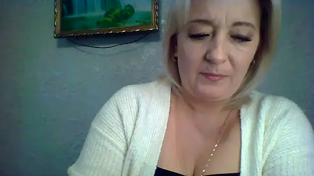 ArielXLoveresss online show from September 2025 09:02:01 AM