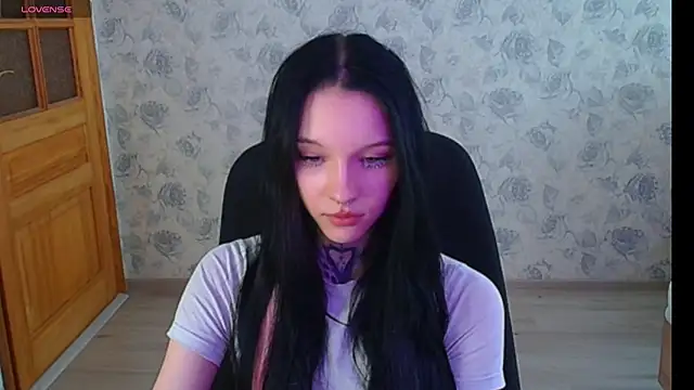 Snapshot of mefwhore chatting on March 2025 08:37:02 AM mefwhore online show from March 2025 08:37:02 AM