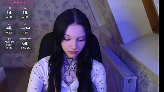 Snapshot of mefwhore chatting on March 2025 07:17:01 PM mefwhore online show from March 2025 07:17:01 PM