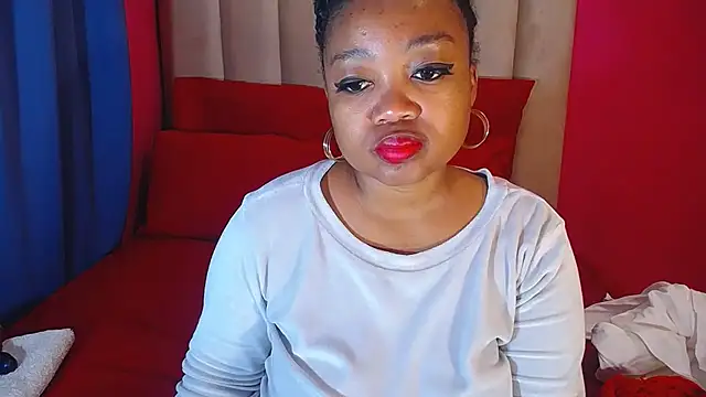 Snapshot of SEXYASSTINAXXX chatting on October 2025 03:29:02 AM SEXYASSTINAXXX online show from October 2025 03:29:02 AM