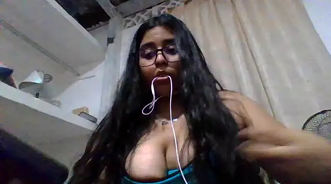 Snapshot of virginbrunette99 chatting on February 2025 06:36:02 AM virginbrunette99 online show from February 2025 06:36:02 AM