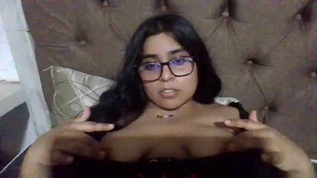 Snapshot of virginbrunette99 chatting on March 2025 03:47:01 AM virginbrunette99 online show from March 2025 03:47:01 AM