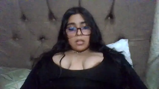 Snapshot of virginbrunette99 chatting on March 2025 01:57:02 AM virginbrunette99 online show from March 2025 01:57:02 AM