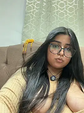 Snapshot of virginbrunette99 chatting on July 2026 06:17:01 AM virginbrunette99 online show from July 2026 06:17:01 AM
