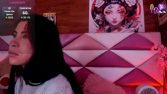 Snapshot of Minami_Nakamura chatting on June 2026 02:53:01 AM Minami Nakamura online show from June 2026 02:53:01 AM